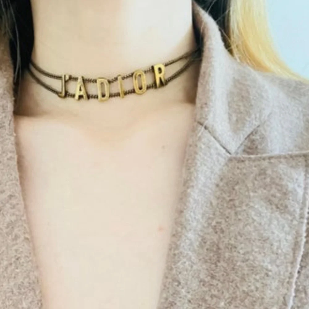 COPY - Christian Dior Chocker - Picture 9 of 9